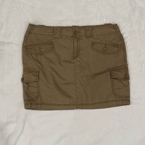Gap cargo skirt